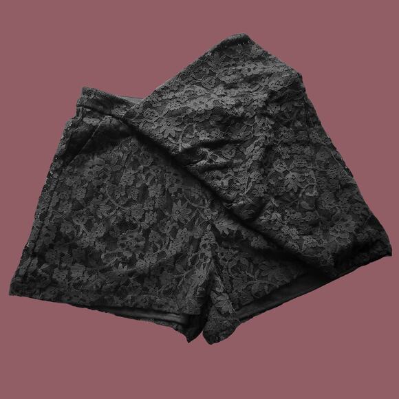 Marilyn Monroe Brand Black Lace "Some Like It Hot" Skort , Size Medium - Picture 2 of 6